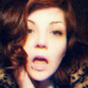 Meet your Posher, Niki